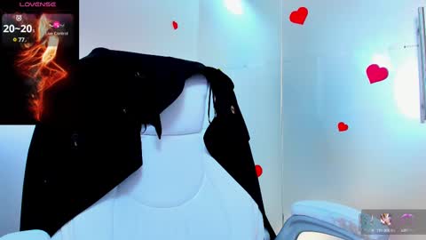 evelyne_rose online show from 03/10/25, 09:10