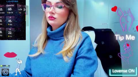 evelyne_rose online show from 10/28/25, 05:44