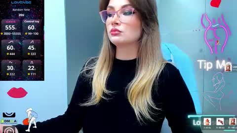 evelyne_rose online show from 12/23/25, 05:05