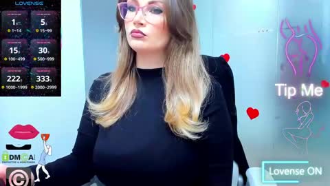 evelyne_rose online show from 04/19/26, 03:39