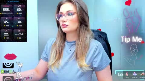 Snapshot of evelyne_rose chatting on 05/20/26, 04:40 evelyne_rose online show from 05/20/26, 04:40