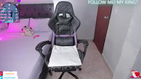 Snapshot of evelynhoward23 chatting on 10/12/25, 03:11 LAURA SOFIA INDEPENDENT MODEL FOLLOW ME NOW ALMOST 10000 FOLLOWERS online show from 10/12/25, 03:11