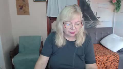 BarbaraBlondy online show from 11/11/25, 11:32