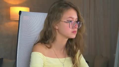 Snapshot of evemundie chatting on 09/12/25, 09:53 Eve online show from 09/12/25, 09:53