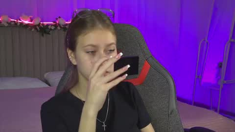 Snapshot of evemundie chatting on 10/08/25, 07:06 Eve online show from 10/08/25, 07:06