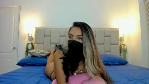 Snapshot of even_scoty chatting on 11/07/25, 02:44 even_scoty online show from 11/07/25, 02:44