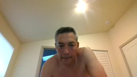 Snapshot of evergreenseoulmate chatting on 03/12/26, 04:35 SeoulMate online show from 03/12/26, 04:35