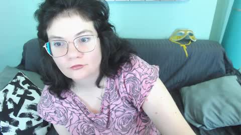 Everly online show from 02/07/25, 07:07