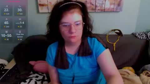 Snapshot of everly_rays chatting on 06/28/26, 04:46 Everly online show from 06/28/26, 04:46