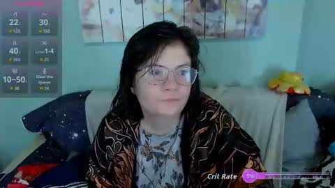 Snapshot of everly_rays chatting on 07/19/26, 06:11 Everly online show from 07/19/26, 06:11