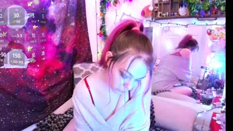 Evie online show from 12/30/24, 06:09