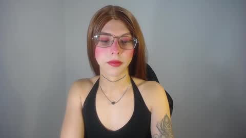Snapshot of evi_kitty chatting on 02/20/25, 10:48 Evi online show from 02/20/25, 10:48