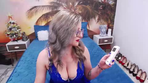 Evia online show from 12/16/24, 08:48