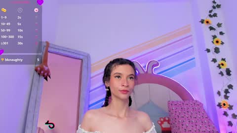 My name is Evie  nice to meet you  really get to know me better private is open  online show from 12/23/24, 06:58