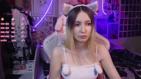 Evie online show from 03/01/25, 11:15