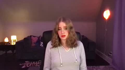 Snapshot of eviecam chatting on 12/09/24, 05:29 Evie3 online show from 12/09/24, 05:29