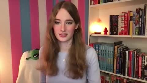 Snapshot of eviecam chatting on 11/06/25, 08:10 Evie3 online show from 11/06/25, 08:10