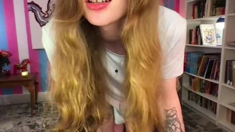 Snapshot of eviecam chatting on 04/07/26, 04:46 Evie3 online show from 04/07/26, 04:46