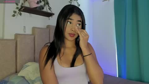 Snapshot of evieh1_ chatting on 05/26/26, 07:10 Ivi Alejandra online show from 05/26/26, 07:10