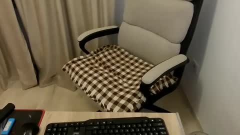 alesia online show from 02/01/25, 04:11