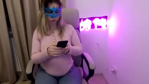 alesia online show from 03/04/25, 11:11