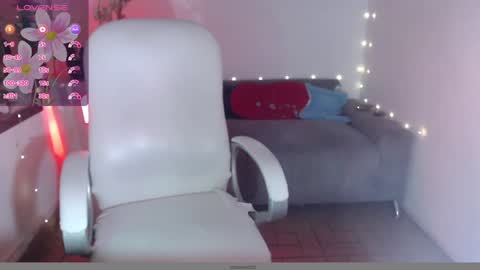 Snapshot of evil_stepmothers chatting on 12/13/24, 02:16 Pamela online show from 12/13/24, 02:16