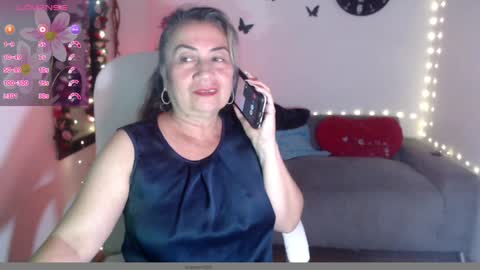 Snapshot of evil_stepmothers chatting on 12/18/24, 01:12 Pamela online show from 12/18/24, 01:12