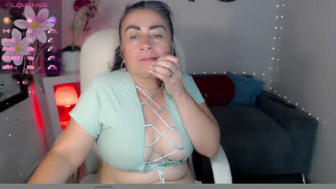 Snapshot of evil_stepmothers chatting on 12/30/24, 05:44 Pamela online show from 12/30/24, 05:44