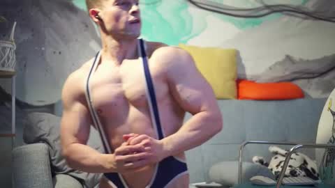 Snapshot of evildavil chatting on 02/10/25, 07:28 David online show from 02/10/25, 07:28