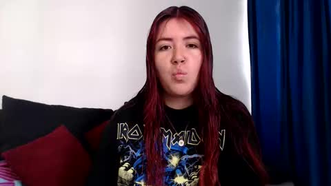 evilheart_69 online show from 11/20/25, 02:50