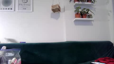 Snapshot of evillers1 chatting on 03/05/25, 02:36 Badblondebunny online show from 03/05/25, 02:36