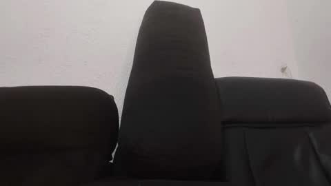 Melina  online show from 10/23/25, 11:14