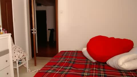 ONLYFANS  There are legends that in this room all your wishes can come true  Private is Open online show from 02/18/25, 05:20