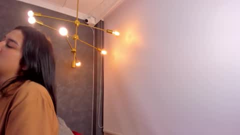 Snapshot of evolette_angels chatting on 10/07/25, 08:50 EVOLETTE ANGELS online show from 10/07/25, 08:50