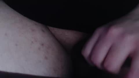 Snapshot of evoniix chatting on 10/27/25, 10:19 evoniix online show from 10/27/25, 10:19