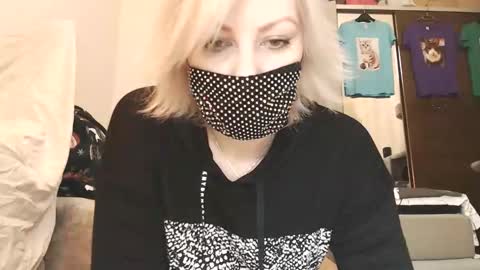 Catwoman online show from 02/09/26, 11:09