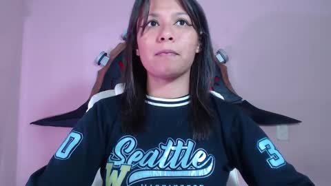 Im Evy online show from 11/18/25, 06:01