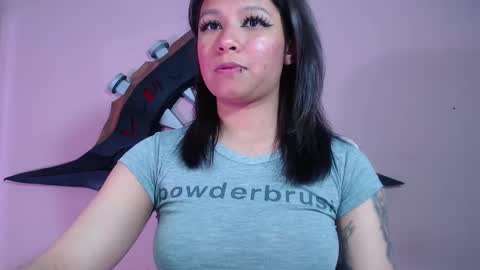 Im Evy online show from 11/30/25, 12:14