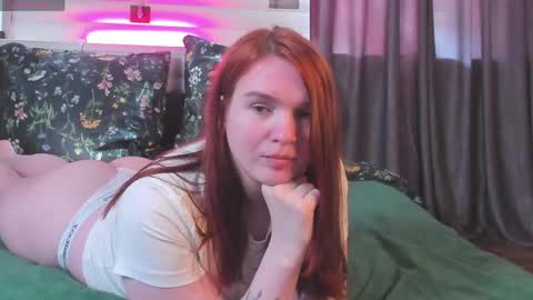 Snapshot of ewajackson chatting on 05/08/26, 06:41 Eva online show from 05/08/26, 06:41