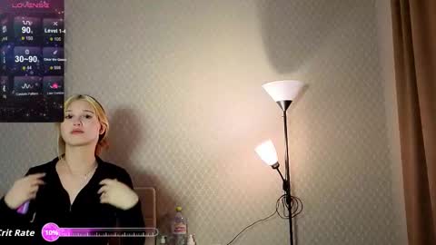 excited kristi online show from 10/30/25, 07:10