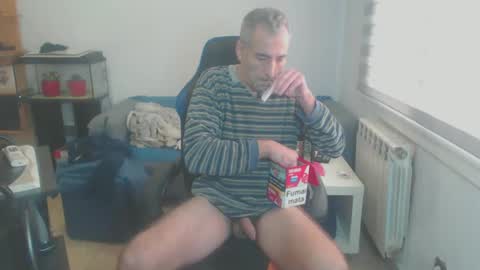 Snapshot of exhibicionista_cam chatting on 01/03/25, 08:21 exhibicionista_cam online show from 01/03/25, 08:21