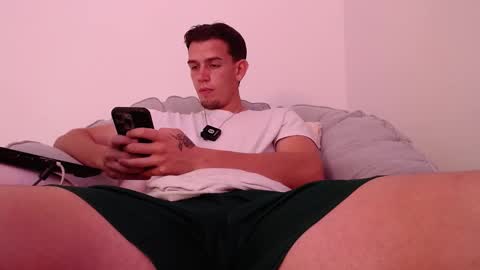 Exi111 online show from 09/30/25, 07:30