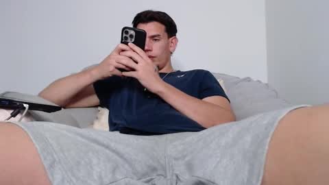 Exi111 online show from 10/02/25, 04:47