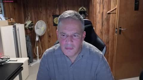 exibe1219 online show from 12/23/24, 11:25