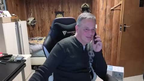 exibe1219 online show from 01/13/25, 03:36