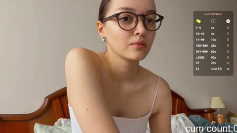 Anna online show from 11/19/25, 10:04