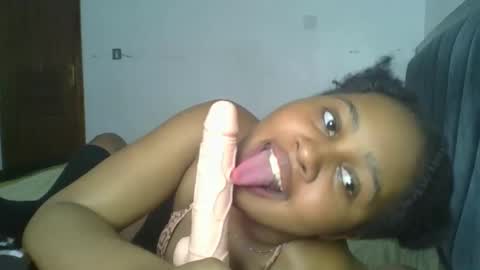 exotic_cutiee online show from 05/07/26, 10:59