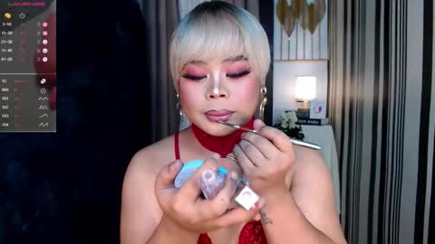 Snapshot of exotic_lindsay chatting on 02/01/26, 05:11 Lindsay online show from 02/01/26, 05:11