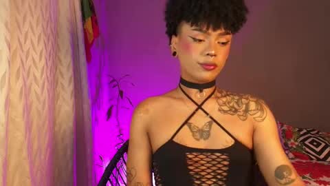 Soy Carla online show from 04/12/26, 04:50
