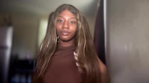 Snapshot of exoticaqua chatting on 09/28/25, 04:56 exoticaqua online show from 09/28/25, 04:56